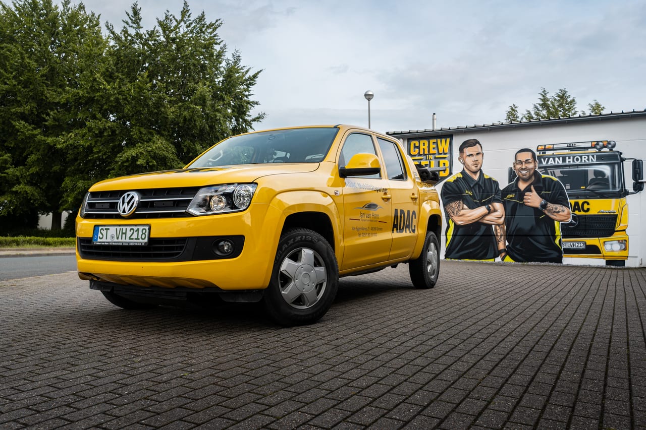 VW Amarok mit Hubbrille (ST-VH-218) - Fahrzeug aus dem Van Horn Fuhrpark
