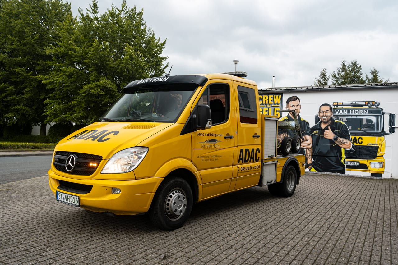Mercedes-Benz Sprinter mit Hubbrille (ST-VH-516) - Fahrzeug aus dem Van Horn Fuhrpark
