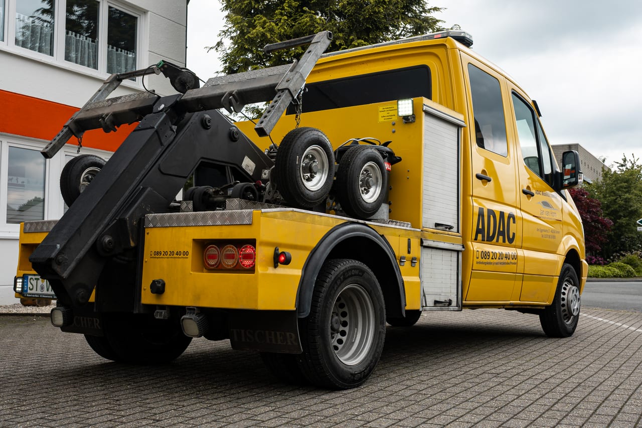 Mercedes-Benz Sprinter mit Hubbrille (ST-VH-516), Detailansicht 2