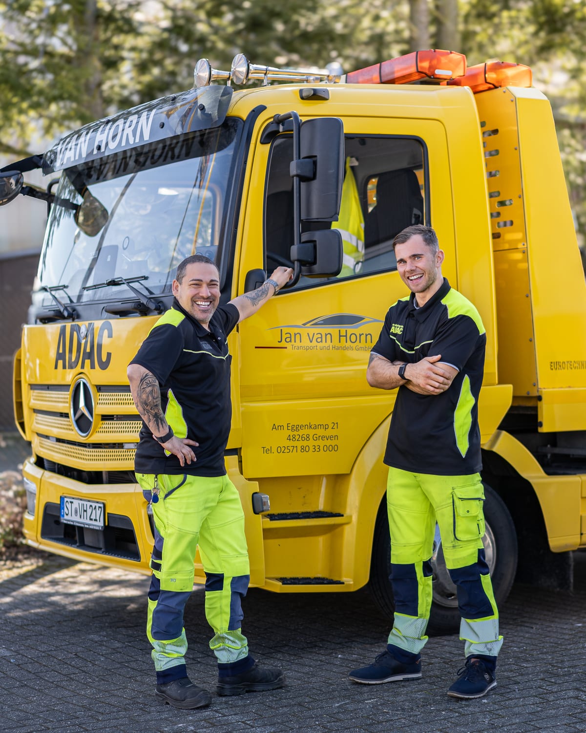 Jan van Horn und Marcel Hart, Geschäftsführung des Van Horn Abschleppdienst Greven